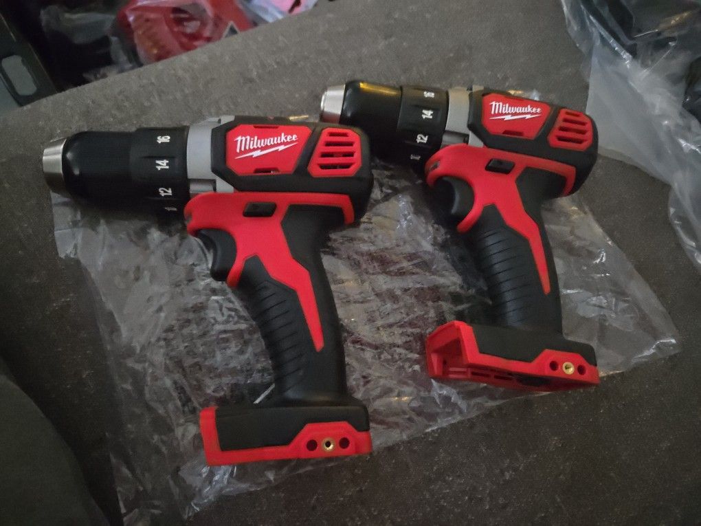 MILWAUKEE M18 1/2"(13MM) DRILL DRIVER (TOOL ONLY)$90 EACH 