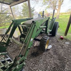 2001 John Deere 4700 