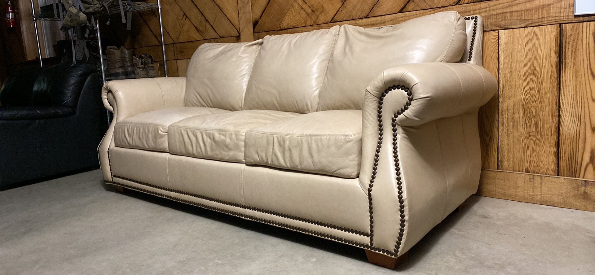 Cream Leather Sofa/delivery 