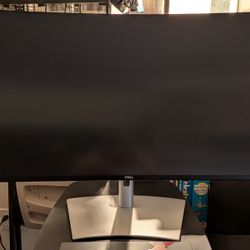 Dell U4025QW Ultra wide 40" 5K2K Monitor