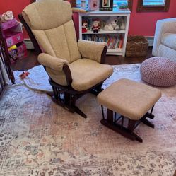 Rocking Chair 