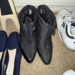 Women’s Black Boots 