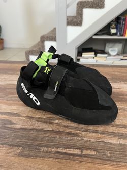 Mens 9.5 Climbing Shoes 5.10 Hiangle Pro