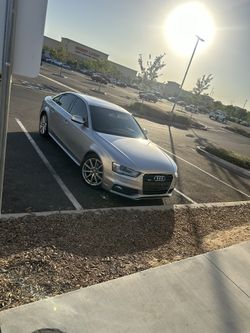 Audi A4 Premium Plus Turbo Quattro