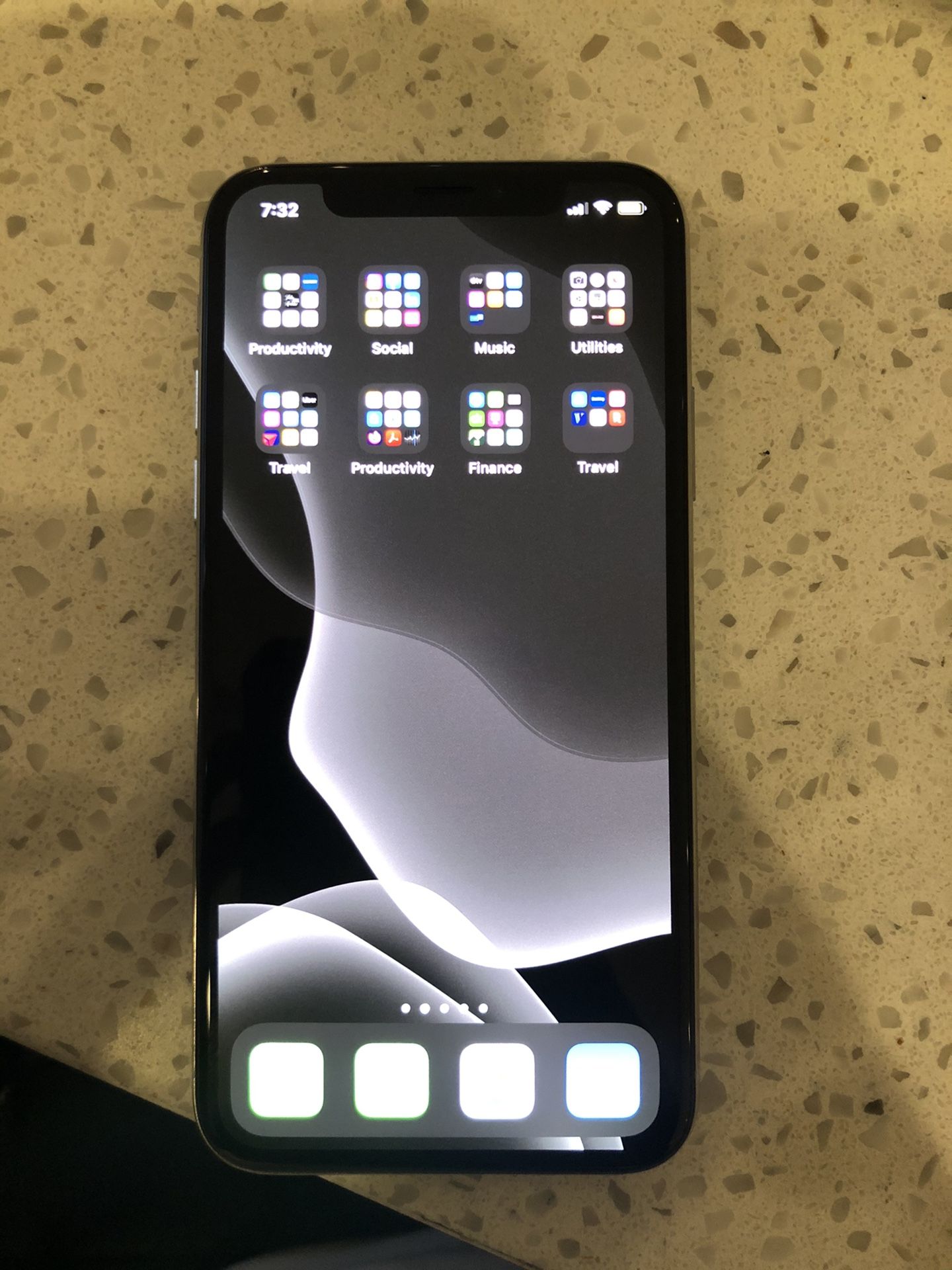 Unlocked Apple iPhone X 64GB