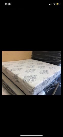 MATTRESS AND FURNITURE GREAT QUALITY
