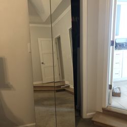 Bifold Door 78” Height In Good Condition 