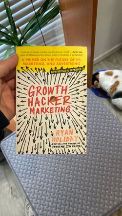 Growth Hacker marketing By Ryan Holiday Cash Only
