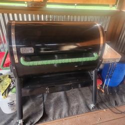 Weber Smoke Fire EX4 36IN 