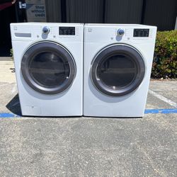 WHITE KENMORE FRONT LOAD WASHER DRYER SET