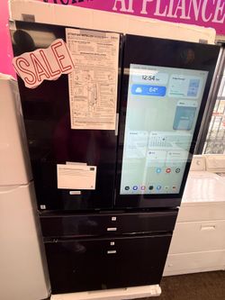 REFRIGERATOR 