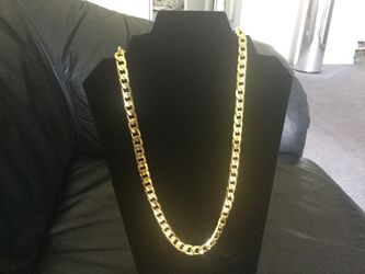 Papi would love to get this BRAND NEW-NEVER WORN gold filled chain for Fathers Day! ONLY $34.00