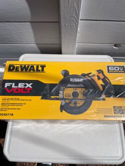 60V Flexvolt 7 1/4” Worm Drive Circular Saw ( Tool Only )