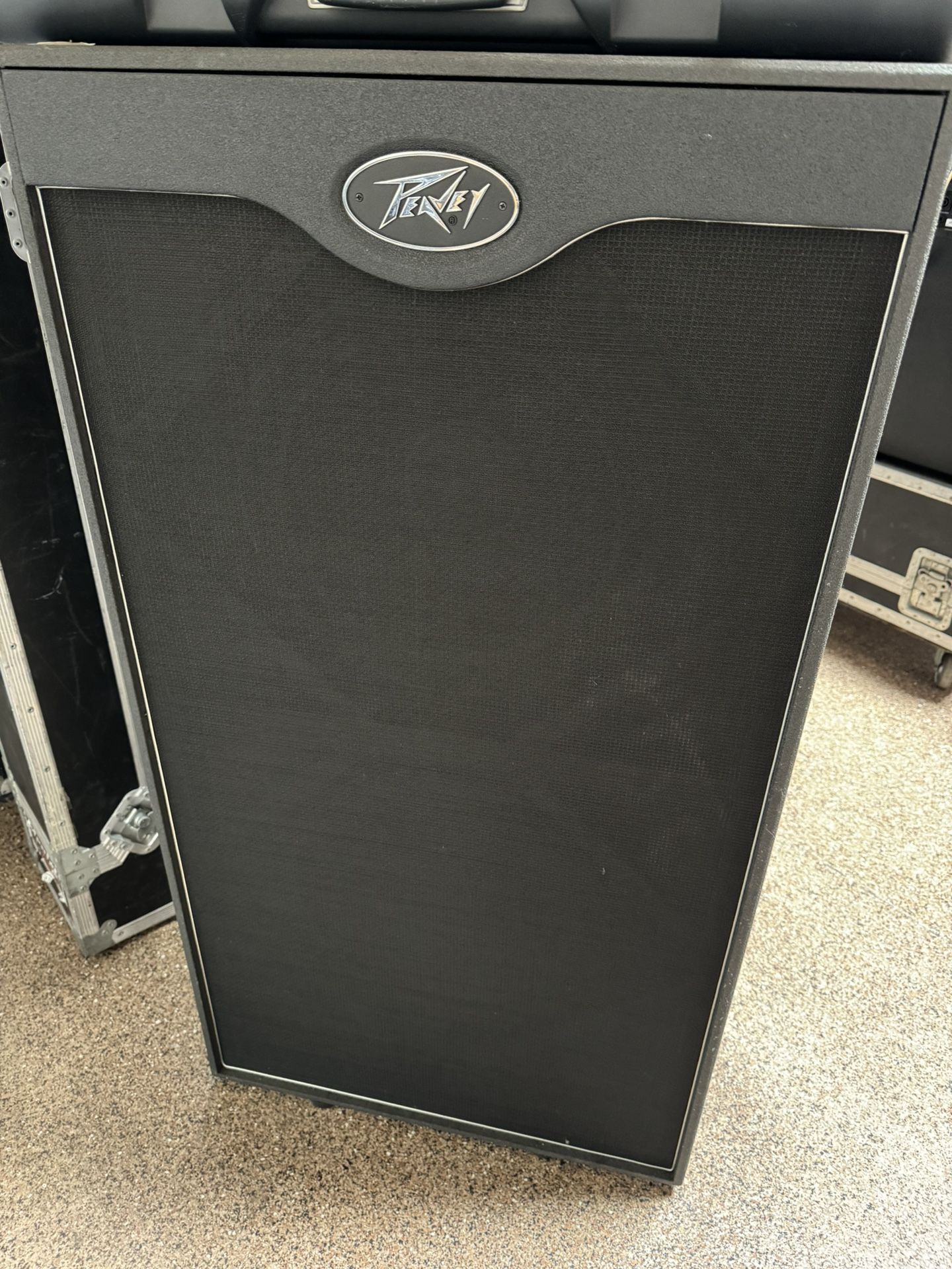 Peavey 2 X 15 Bass Guitar Speaker Cabinet