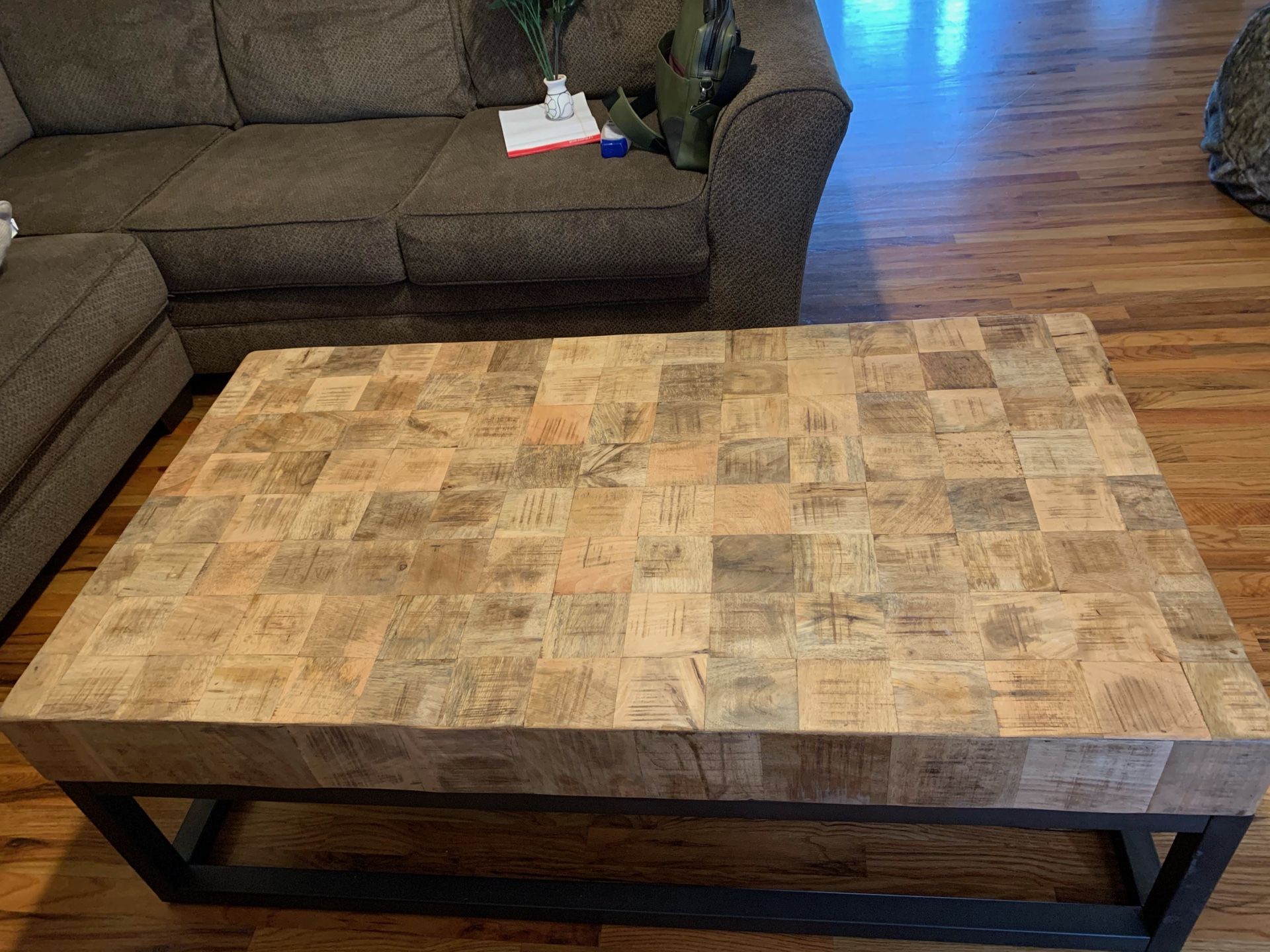 Coffee Table 54x34x18