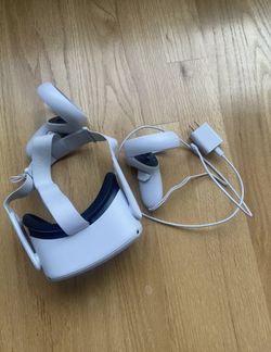 Oculus Quest 2 256GB VR Headset - White.