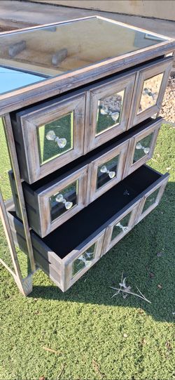 Mirror dresser cabinet