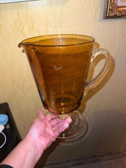 9.5 VTG Amber Ombré Glass Footed Pitcher Clear Handle Mid Century Modern