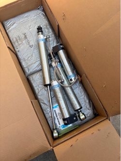 3rd gen Tacoma Bilstein 5160 rear shocks