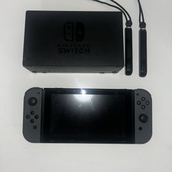 Nintendo Switch 