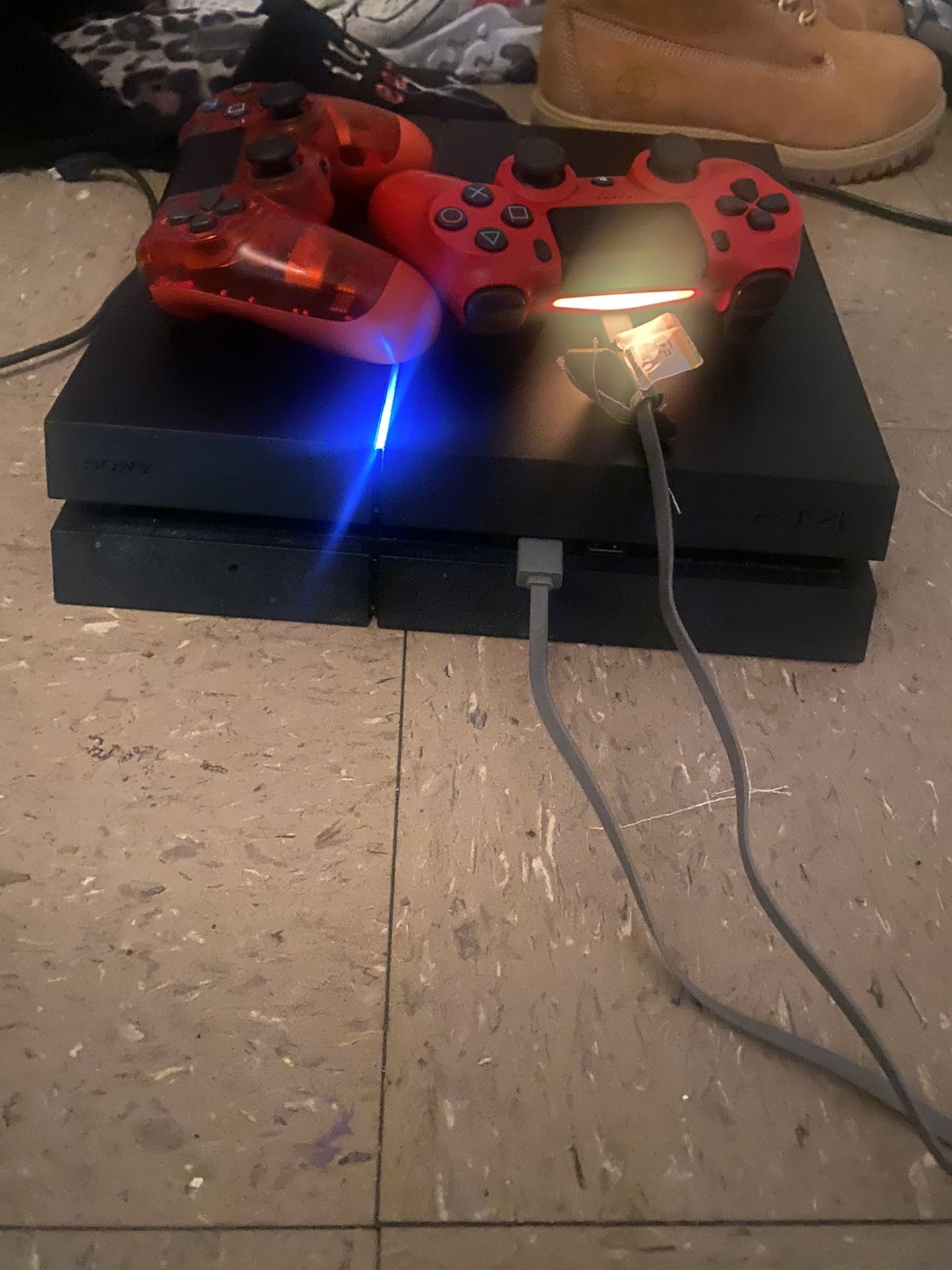 ps4 with 2k22 and warzone
