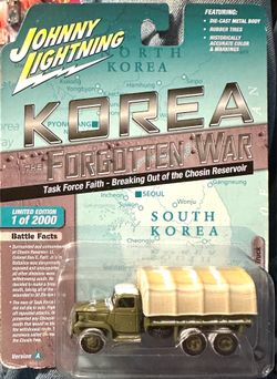 2022 Johnny Lightning Korea Forgotten WarGMC CCKW 21/2 -Ton 6X6 Truck