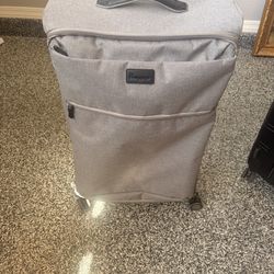 it luggage Lustrous Softside Large Check Spinner Suitcase - Gray