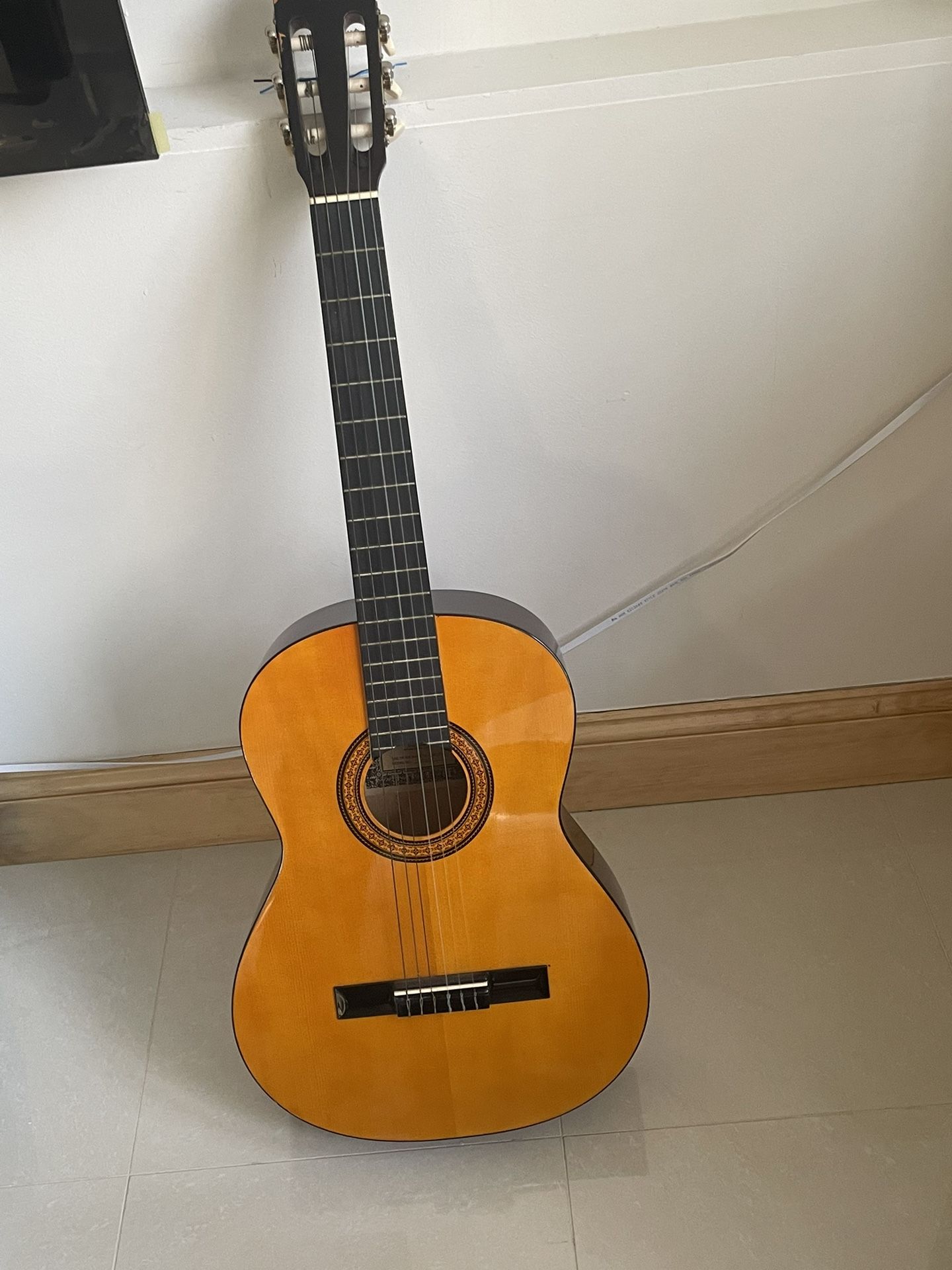 Used Yamaha Acoustic Guitar