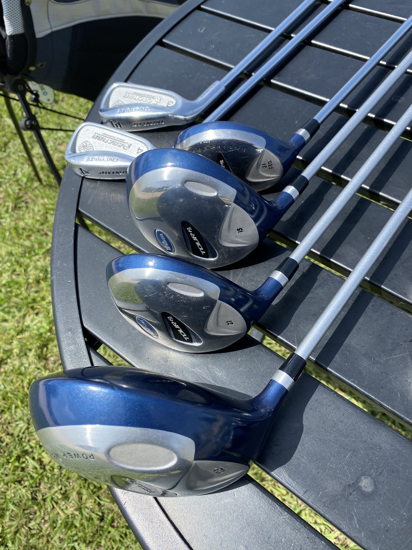 Entire Left Handed Golf Club Set Wilson With Bag And Balls for Sale in