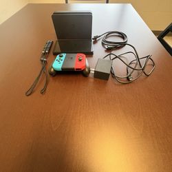 Nintendo Switch Console w/ Joy-Cons + Dock + 64GB microSD – Excellent Condition