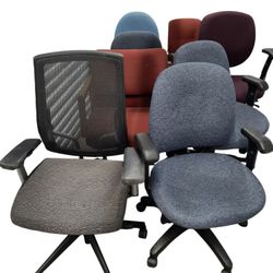 MASSIVE CLEARANCE OFFICE DESKS AND CHAIRS