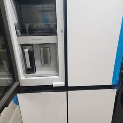 New Bespoke Four-door Refrigerator Samsung 