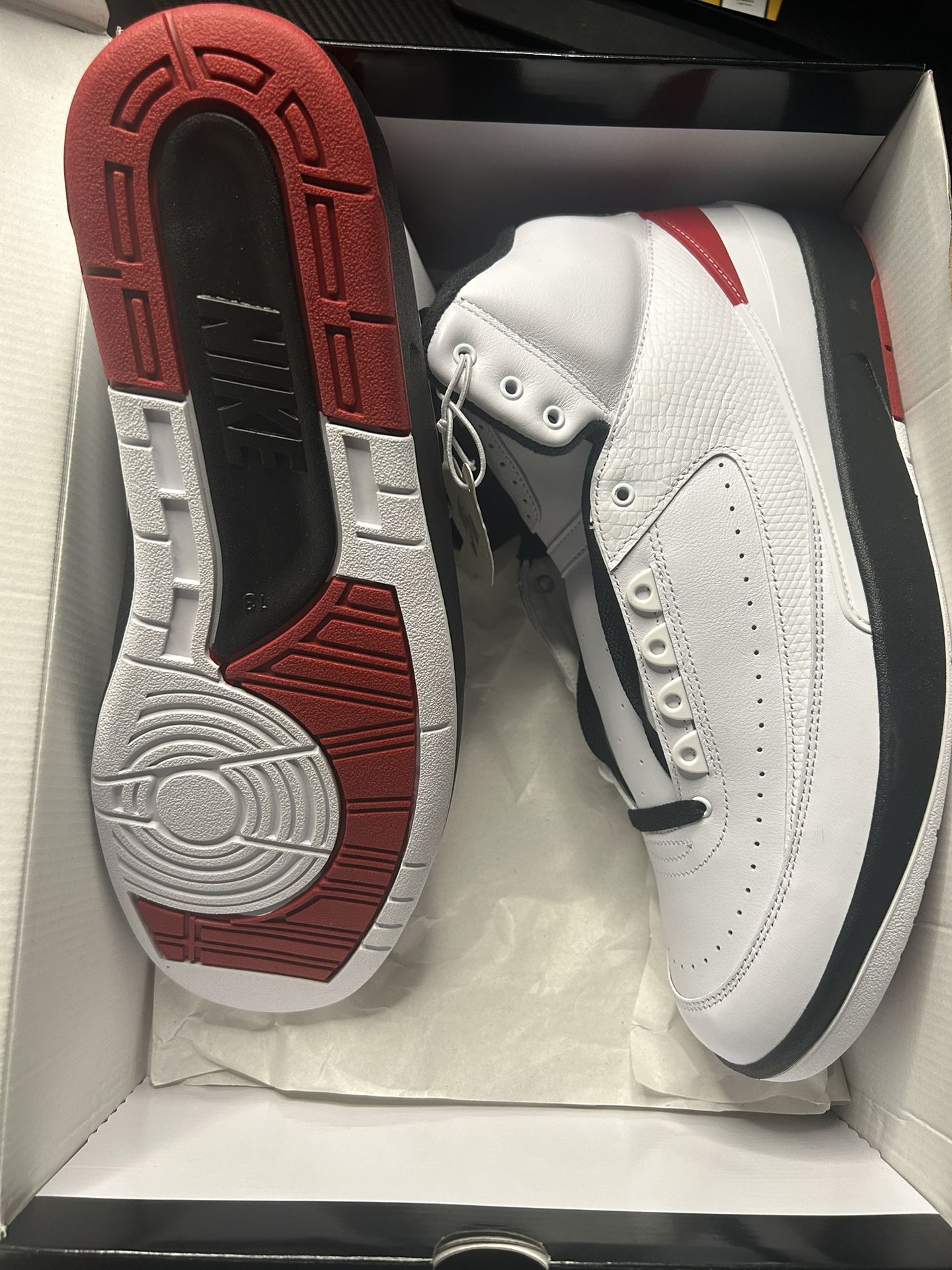 Jordan 2 Chicago Size 13 New