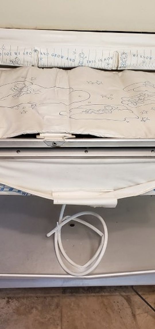 Vintage 1940,/1950s trimble Kidde Bath
