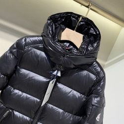 Moncler Sz 6