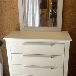 5 drawers white dresser tall chest with mirror L36”*D17”*H44”(address in description)
