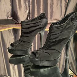 Black Scrunch Mesh Peep Toe Heel