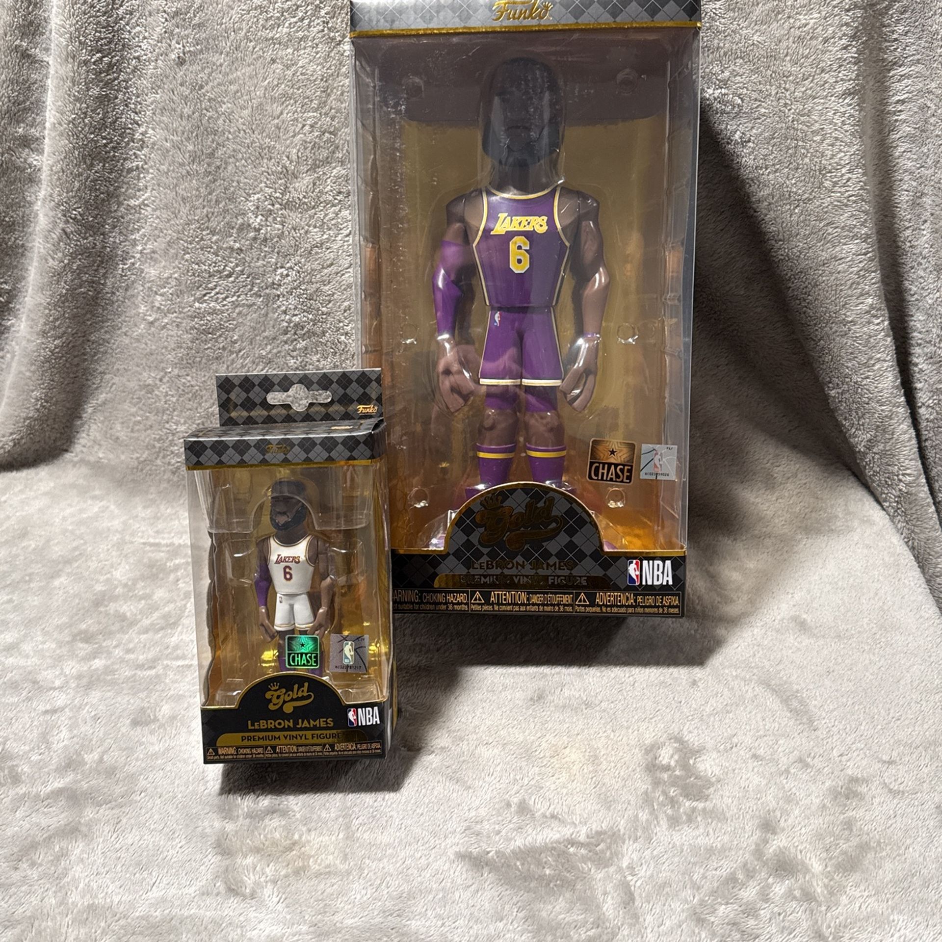 Funko Gold LeBron James Chase Variant Set