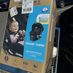 Graco Infant car seat