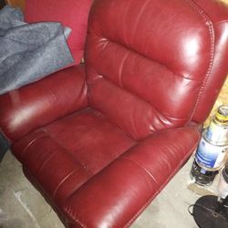 ***NEW*** Leather Recliner