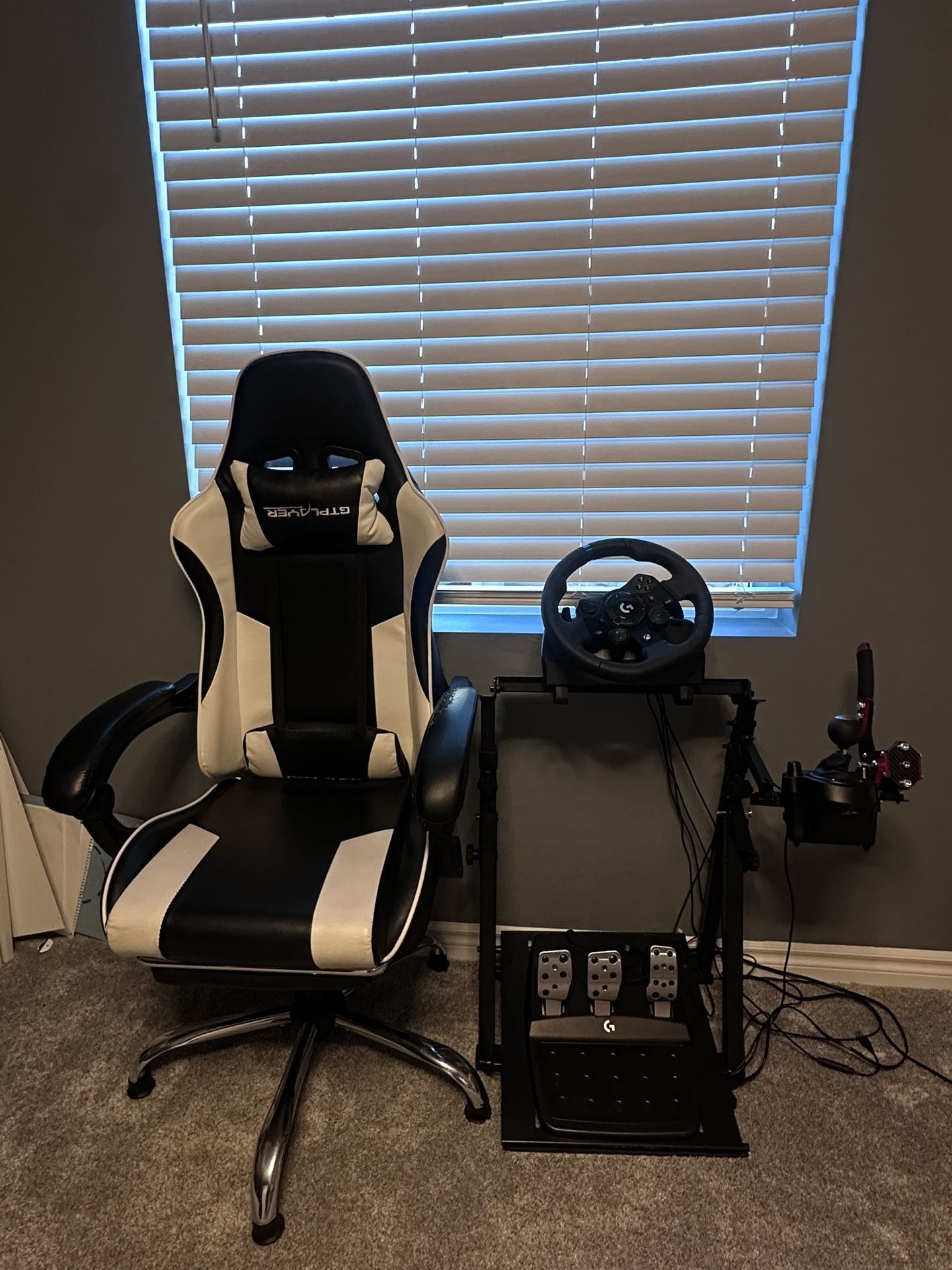  Xbox Steering Kit & Gaming Chair 