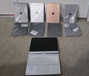 Apple Ipad lot
