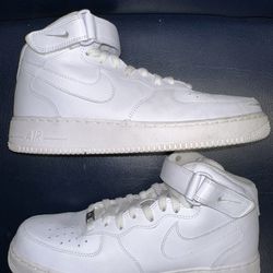 Size 10.5 - Nike Air Force 1 '07 Mid Triple White