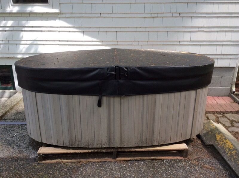 VITA SPA DUET - 2 PERSON HOT TUB