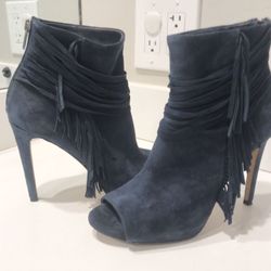 Vince Camuto blue suede bootie with fringe ladies size 8