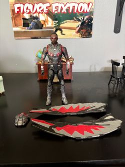 Marvel Legends Falcon