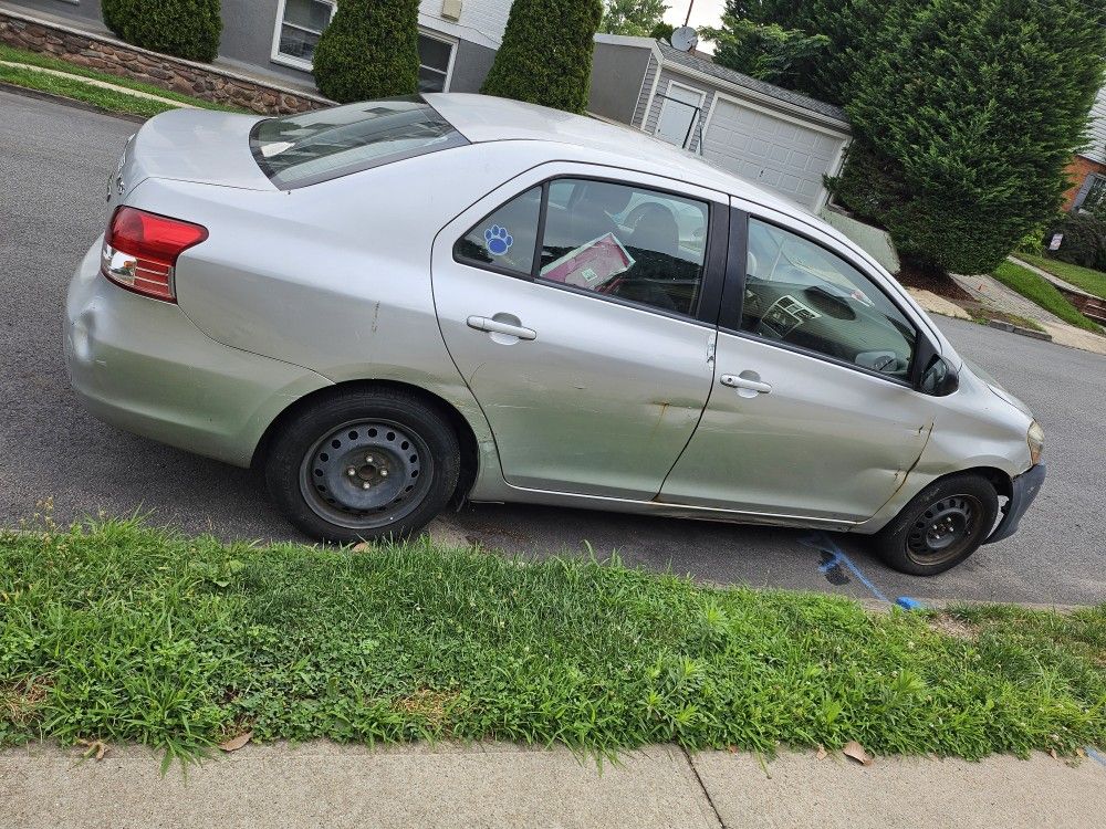 2009 Toyota Yaris