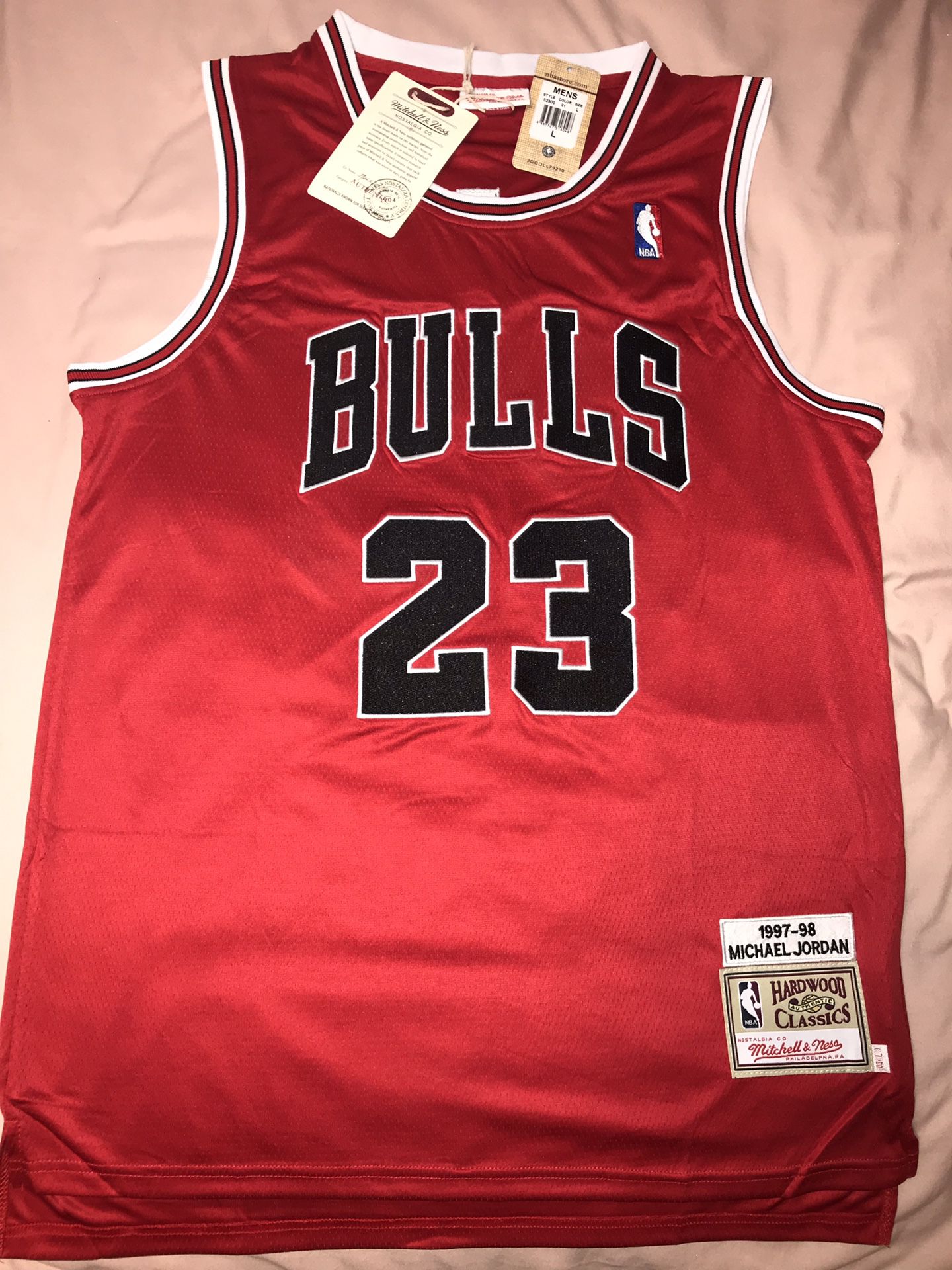 Jordan Bulls Throwback $50 Size Large and XL