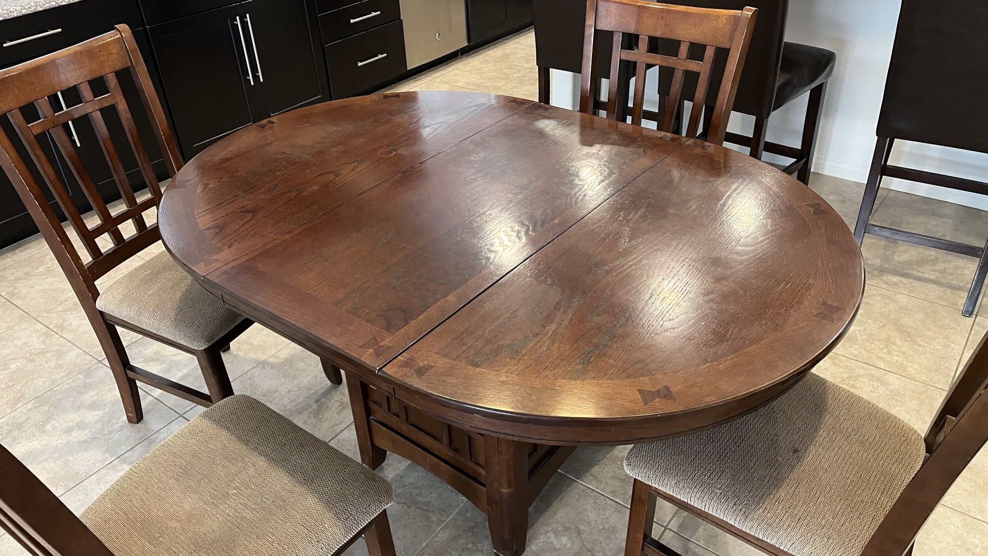 Cherry Wood Dining Table With 4 Chairs