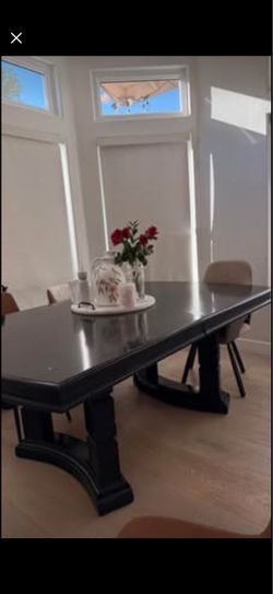 FREE  beautiful black table